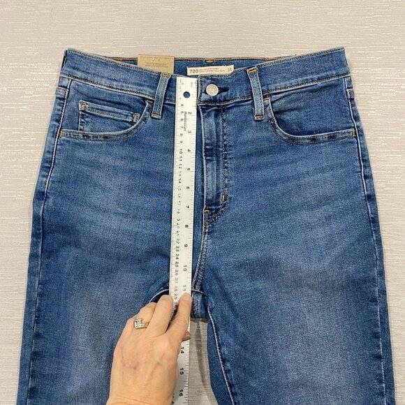 Levi's 720 Jeans Womens 31 x 28 High Rise Super Skinny Medium Wash Stretch Denim - Picture 10 of 12